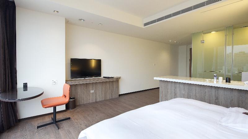 52 Hotel Đài Trung Ngoại thất bức ảnh